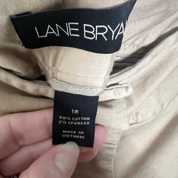 Lane Bryant Women's Plus Size 18 Tan Khaki cropped Chinos - Picture 4 of 5